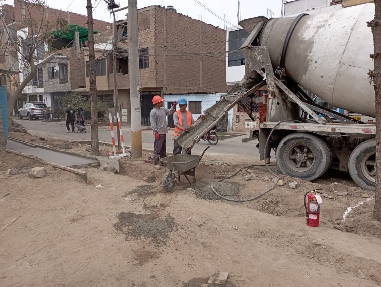 Parque N°02 – Urb. San Roque – foto 16