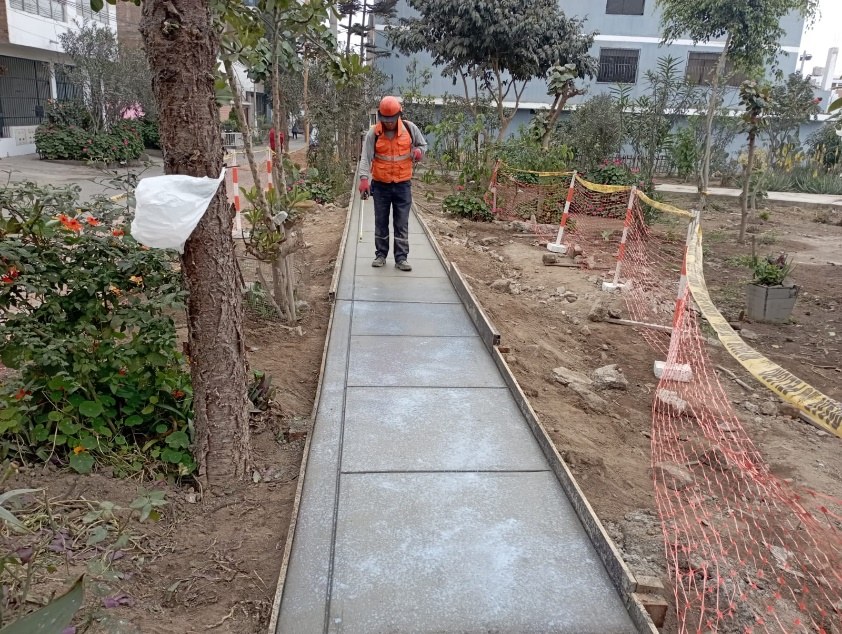 Parque N°02 – Urb. San Roque – foto 19